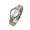Montre OLIYA Argentée – Cadran Blanc Soleil et Élégance Classique
