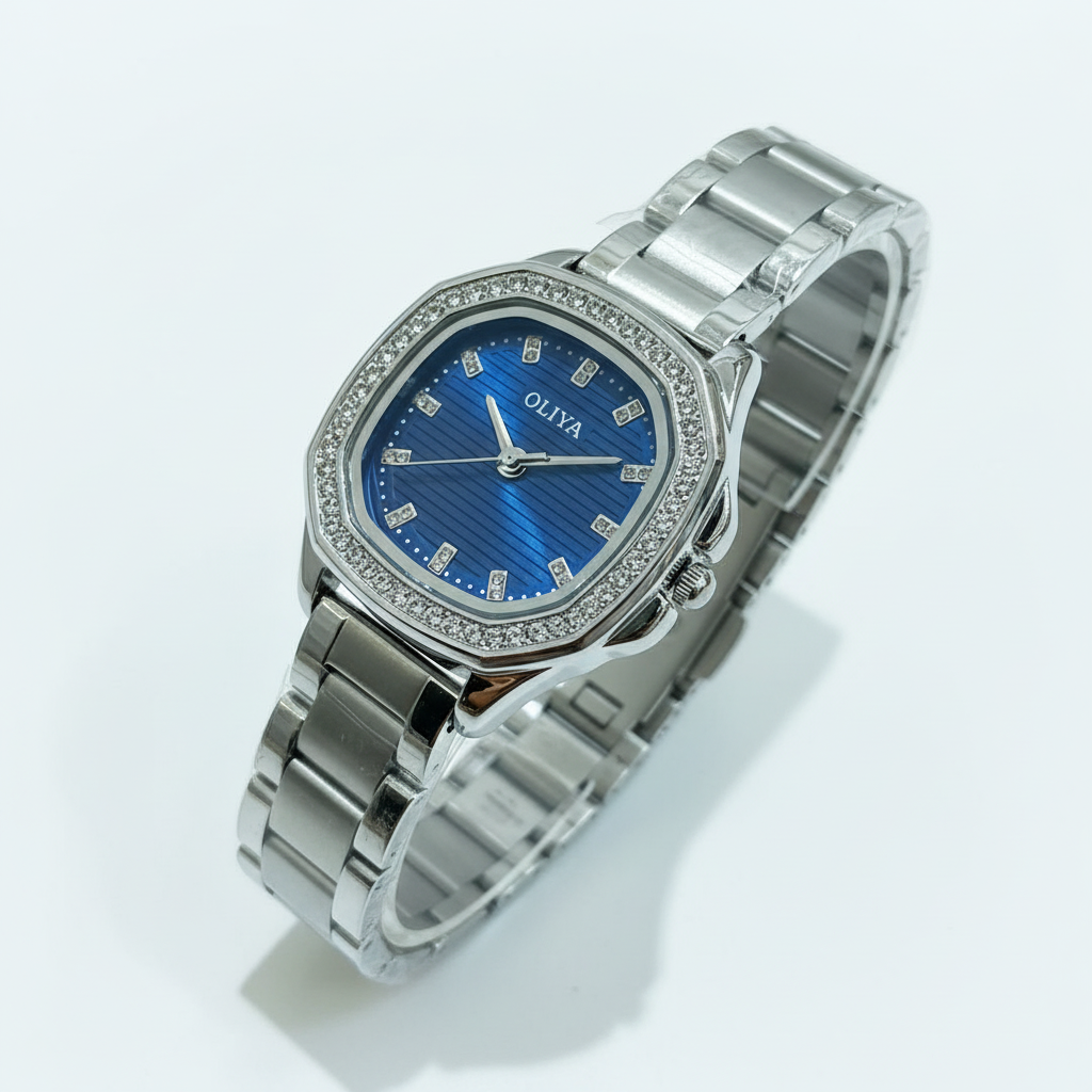 Montre OLIYA Argentée Sertie de Cristaux – Cadran Bleu Élégant et Moderne